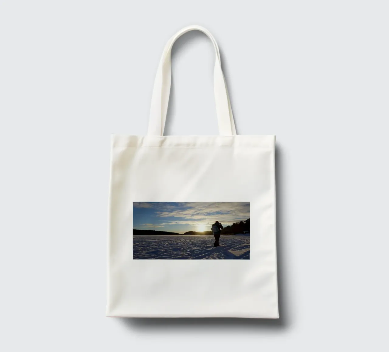 Winter tote bag by Massimo Frascogna