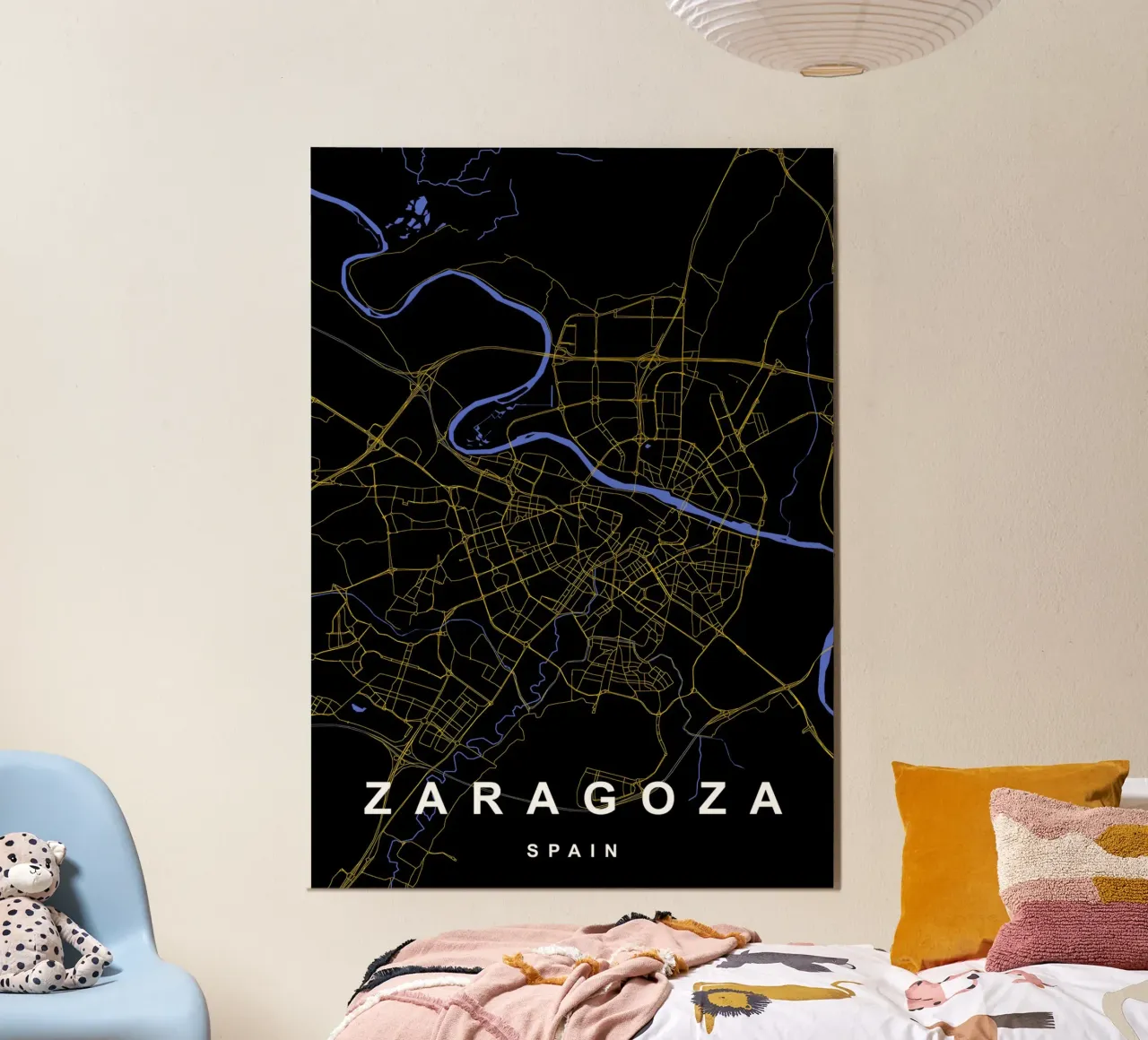 Saragozza Spagna - Mappa della città in nero e oro poster con telaio in alluminio da Cartographers Library