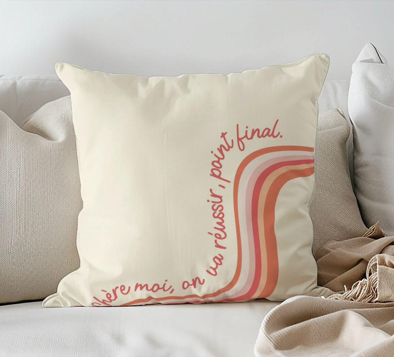 Chère moi, on va réussir, point final. coussin de Studio Luana