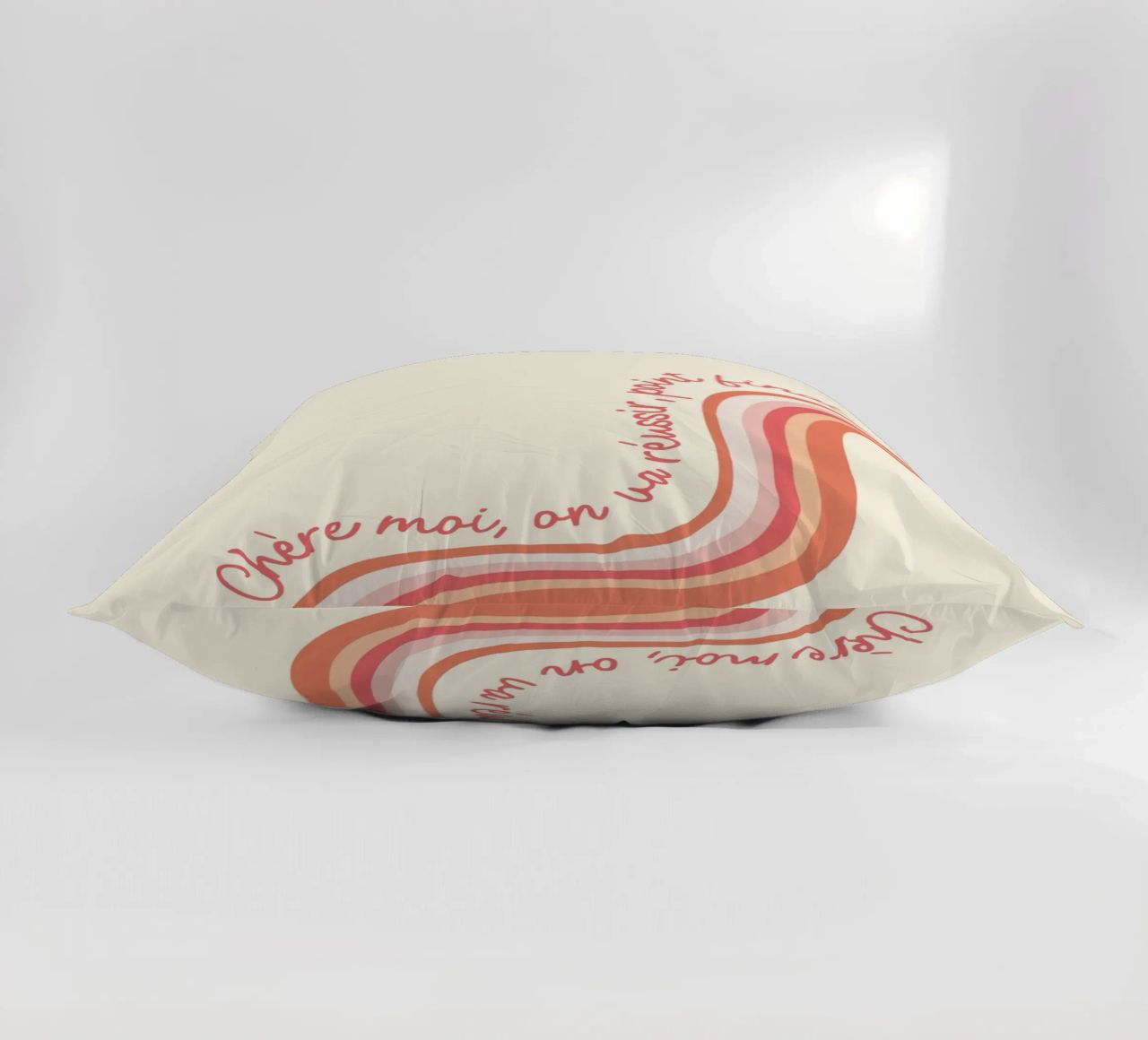 Chère moi, on va réussir, point final. coussin de Studio Luana