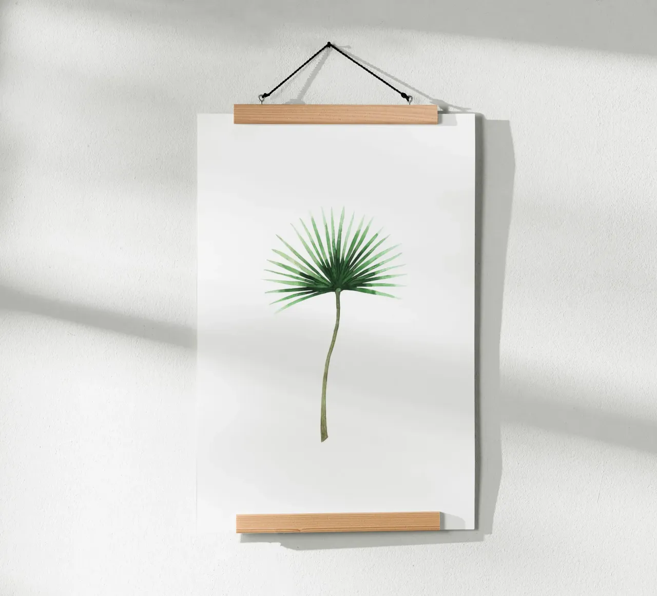 Fan Palm poster con telaio in legno da karenmenzenbach