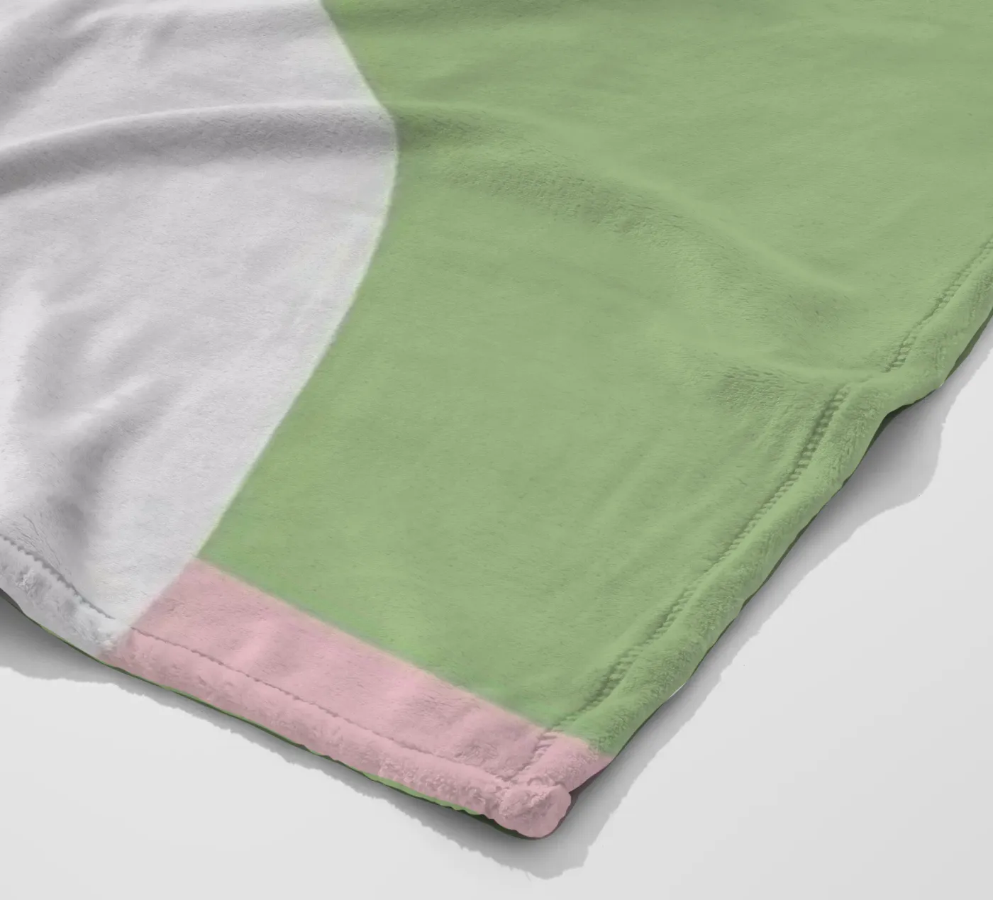 Mohnblume Fleecedecke von Helena Ravenne