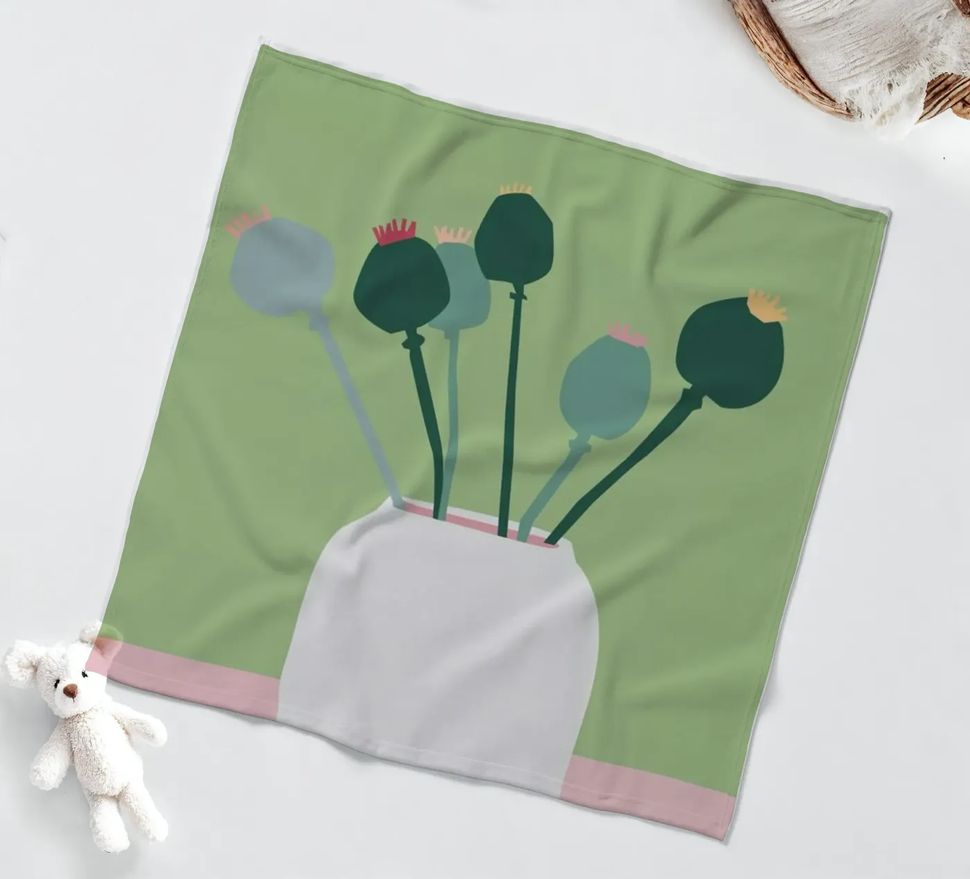 Mohnblume Fleecedecke von Helena Ravenne