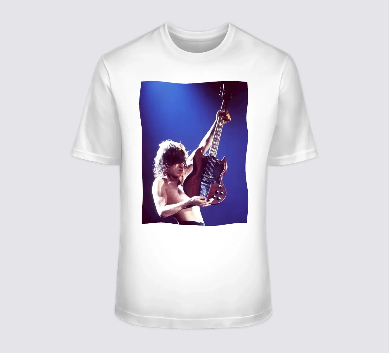 Angus Young t-shirt da Low poly art