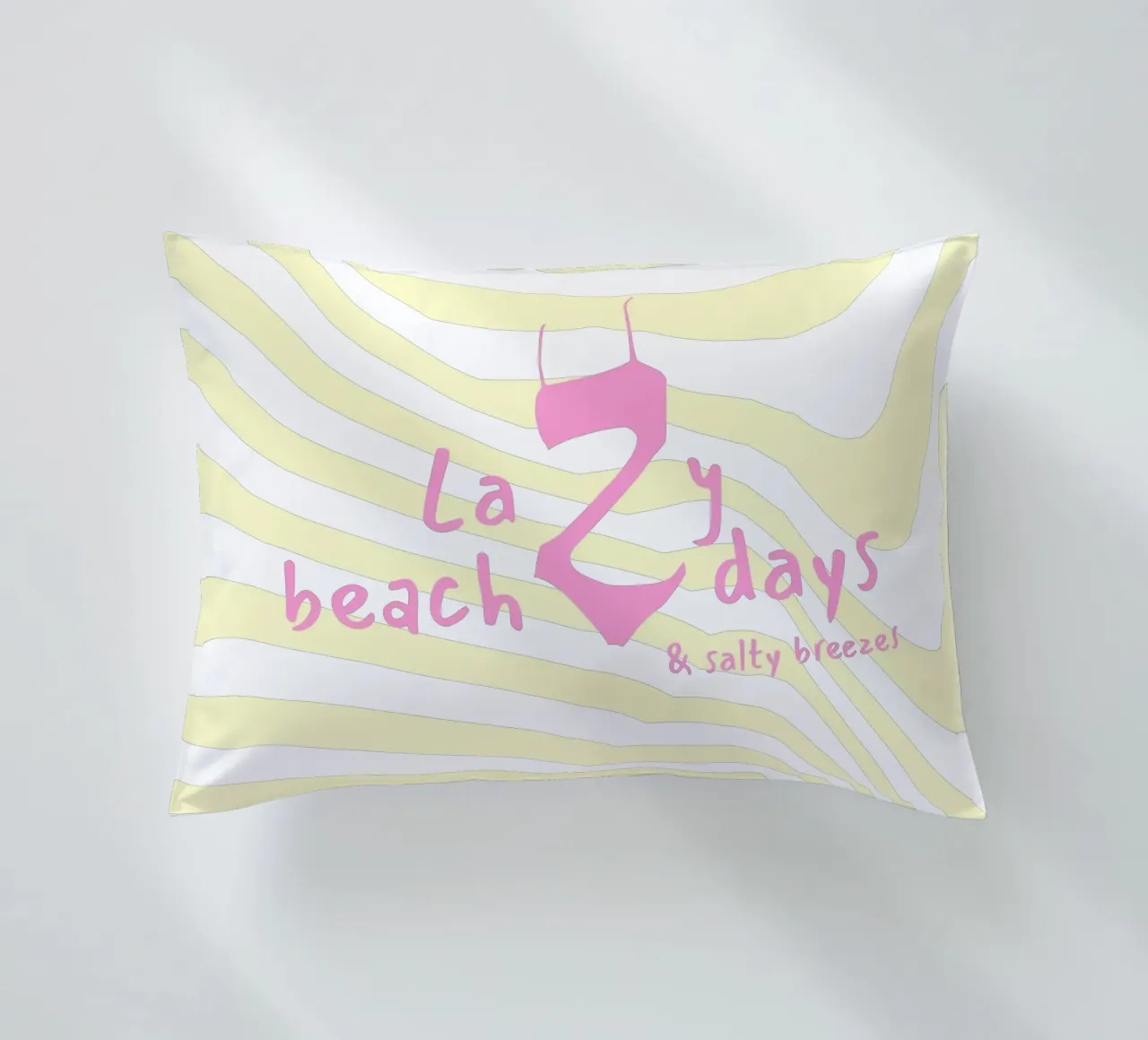 Lazy beach days Kissen von Bureau Purpur