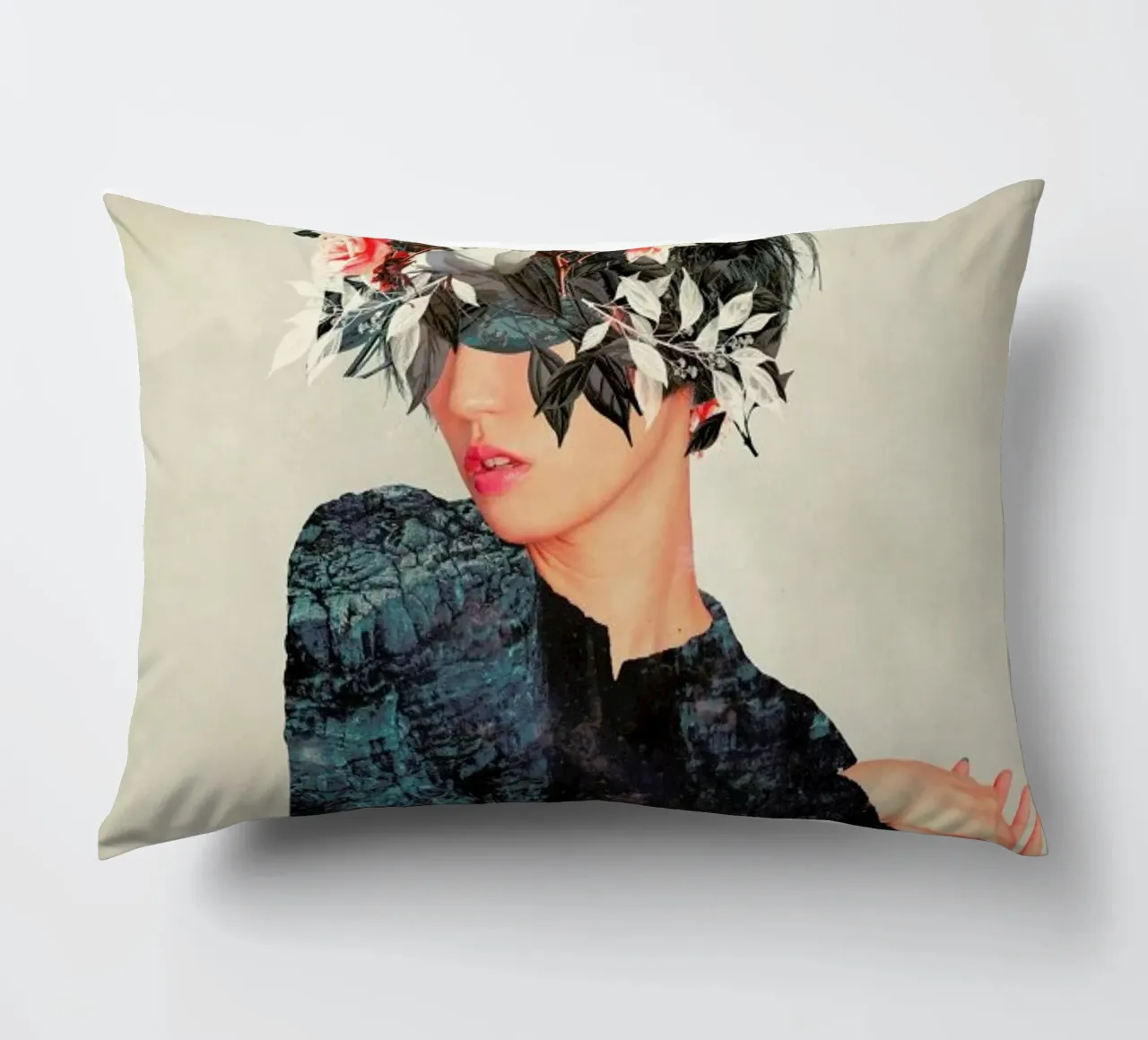 Kumiko decorative cushion by Frank Moth