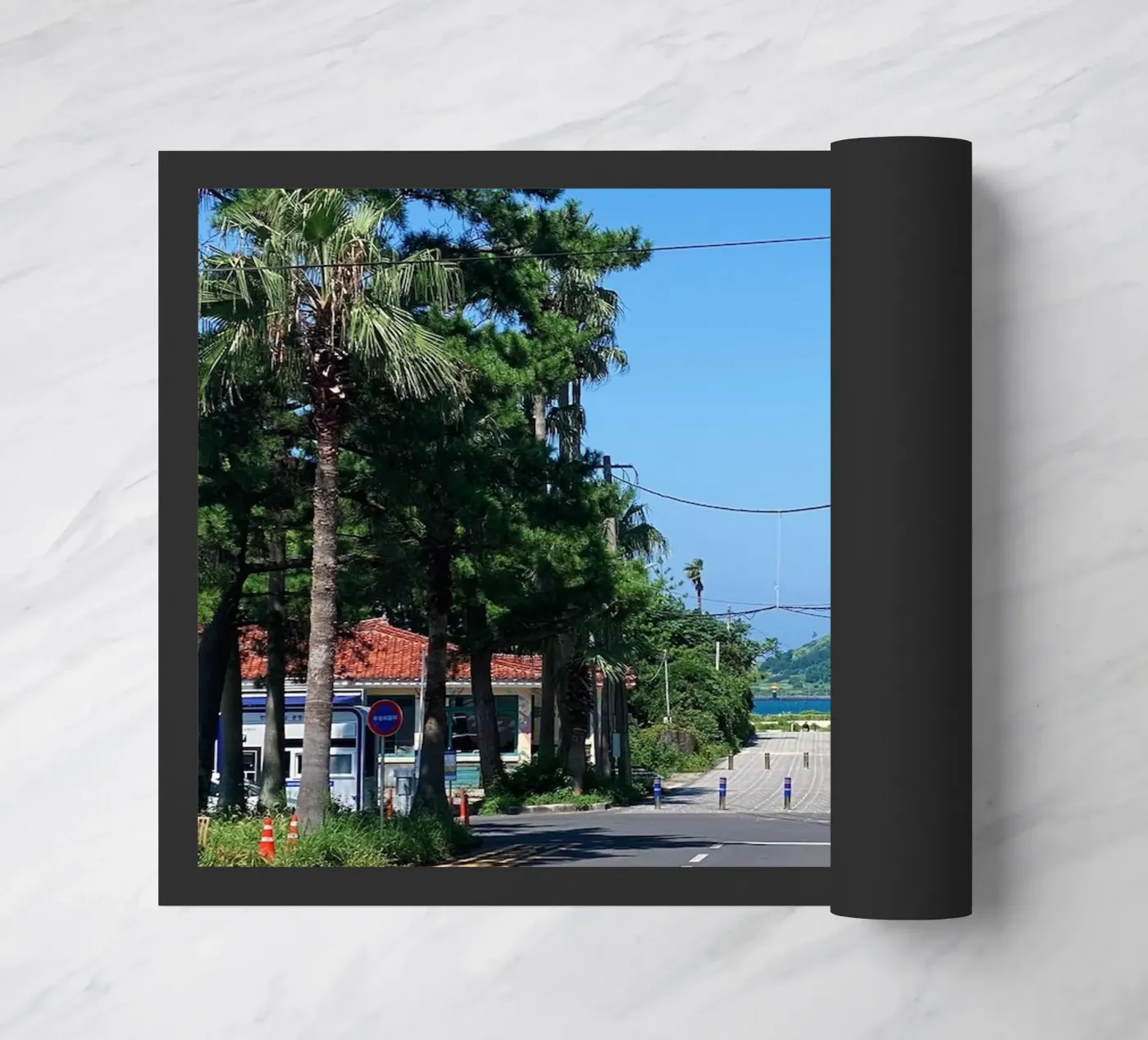 Beach Fußmatte von State of Milk