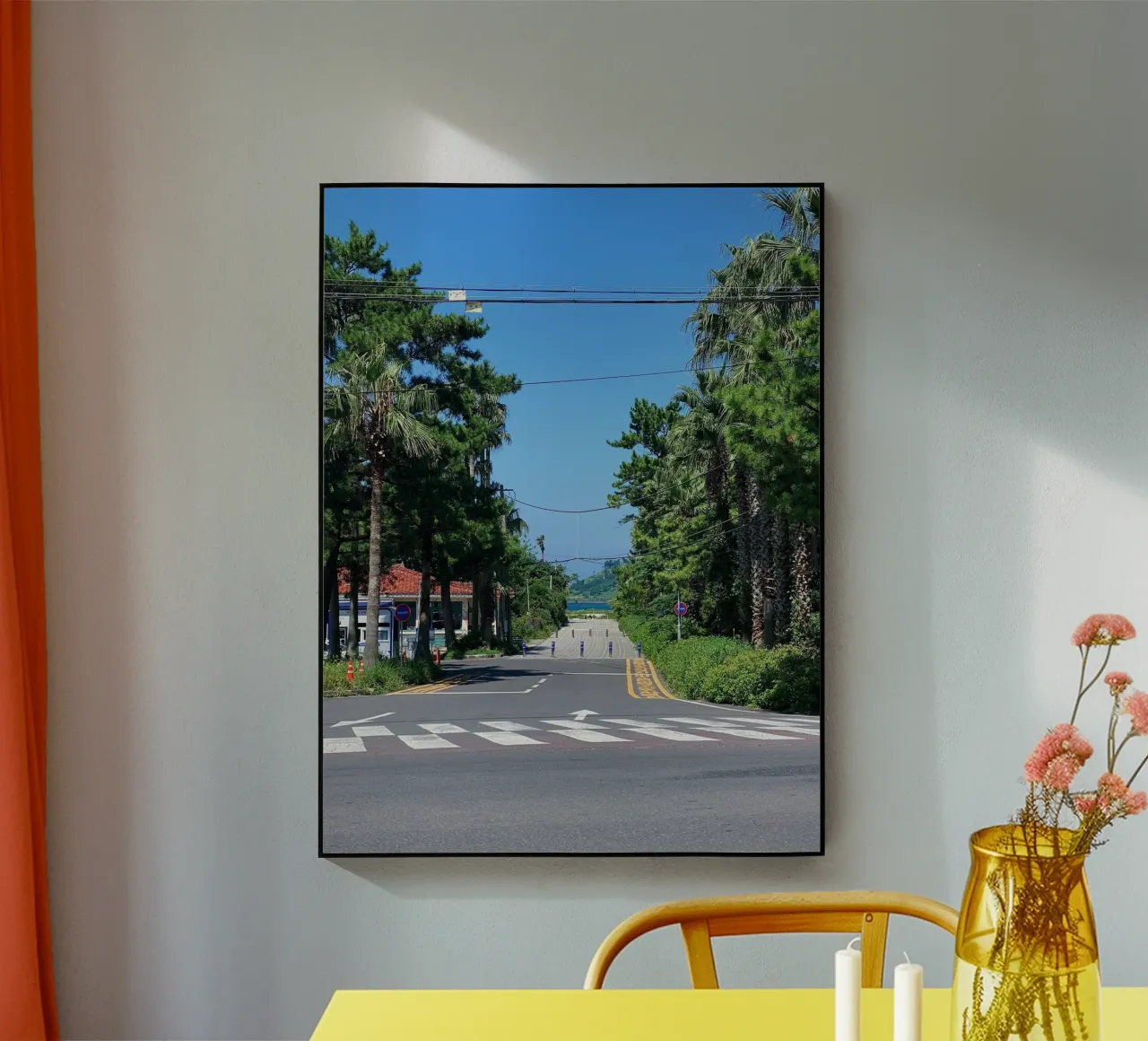 Beach acryl van State of Milk