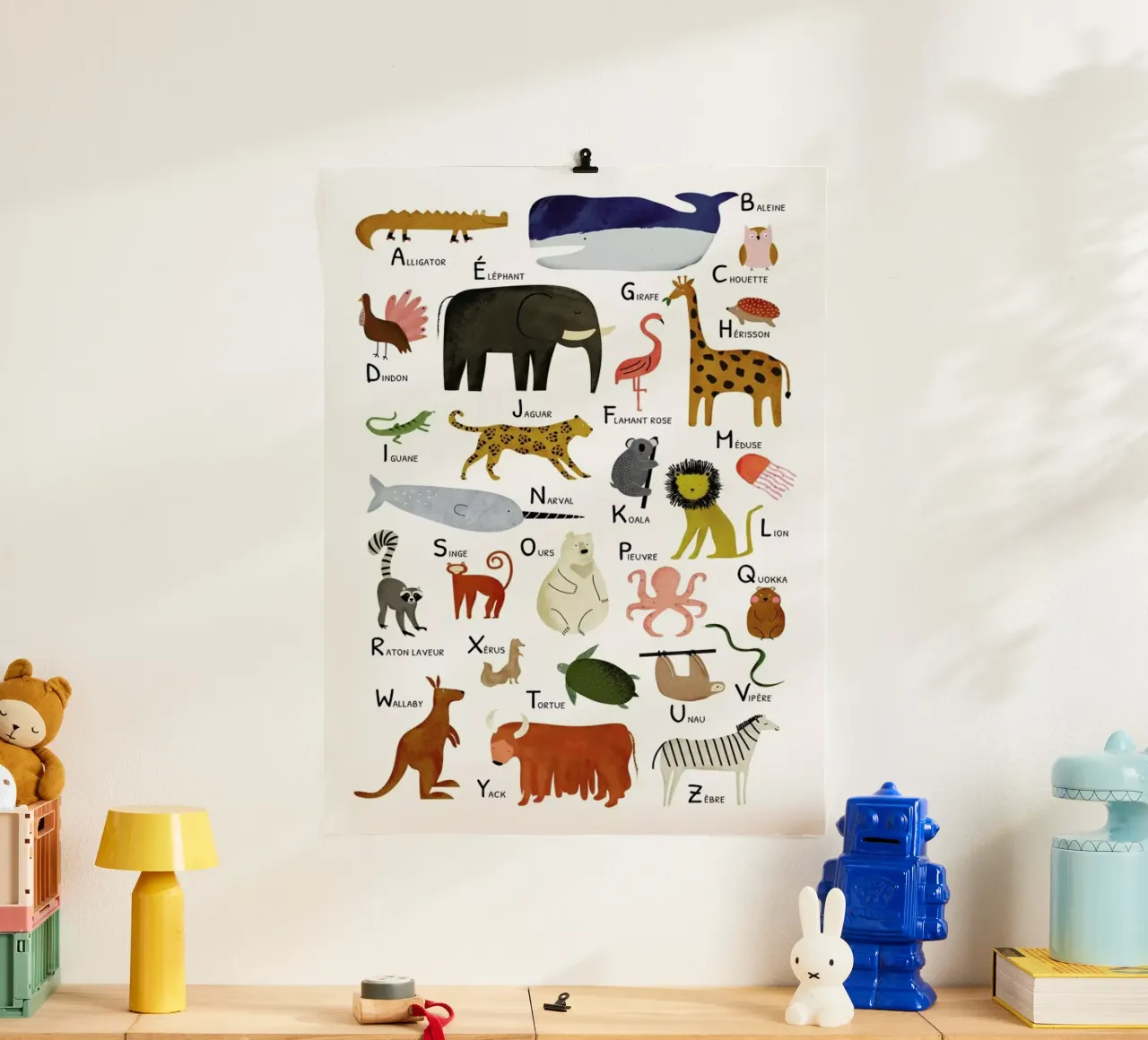Abécédaire des animaux poster con telaio in legno da Little Flourishes