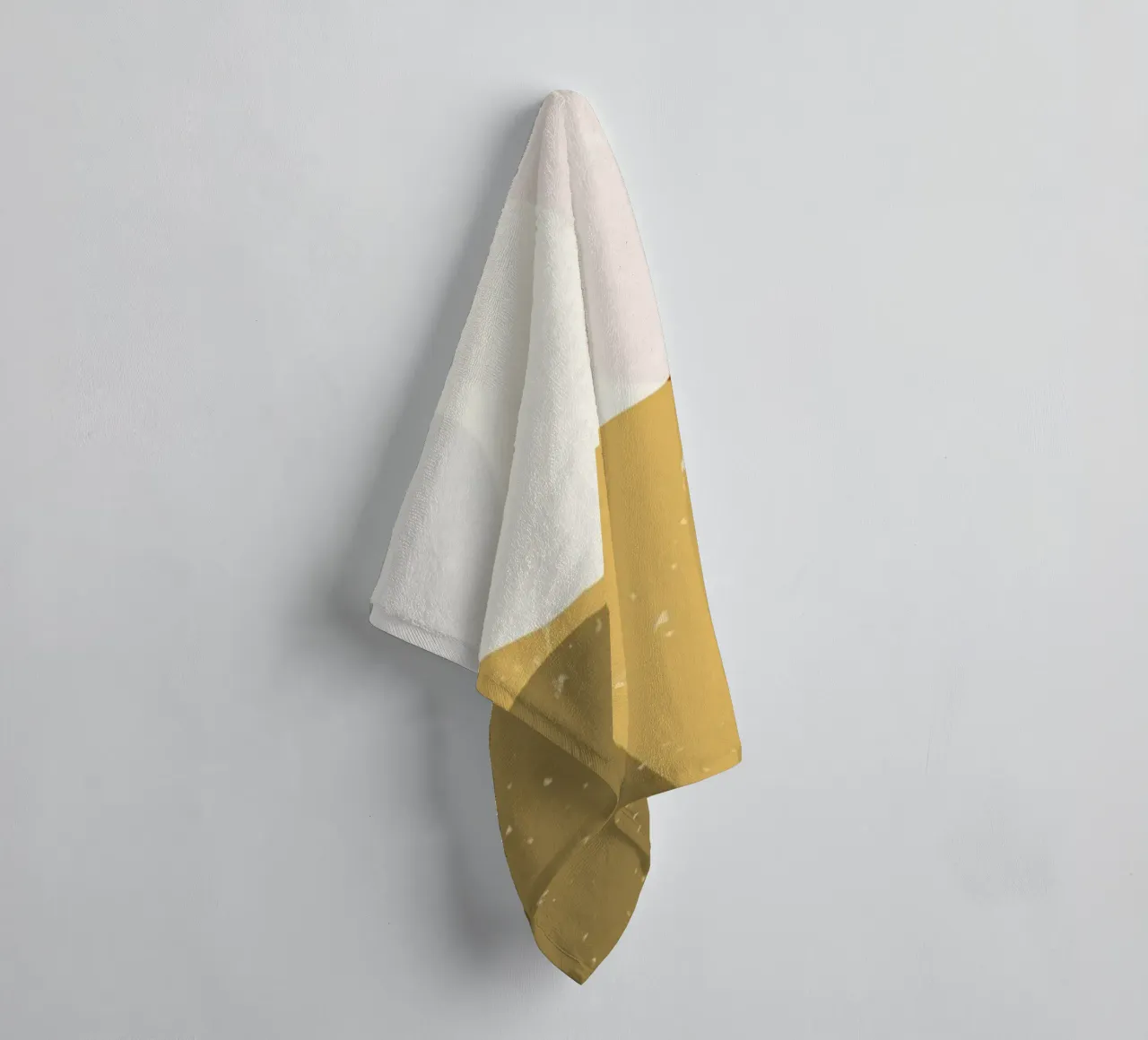 Minimalist Art XII towel by 🎁 ARTVI-SHOP