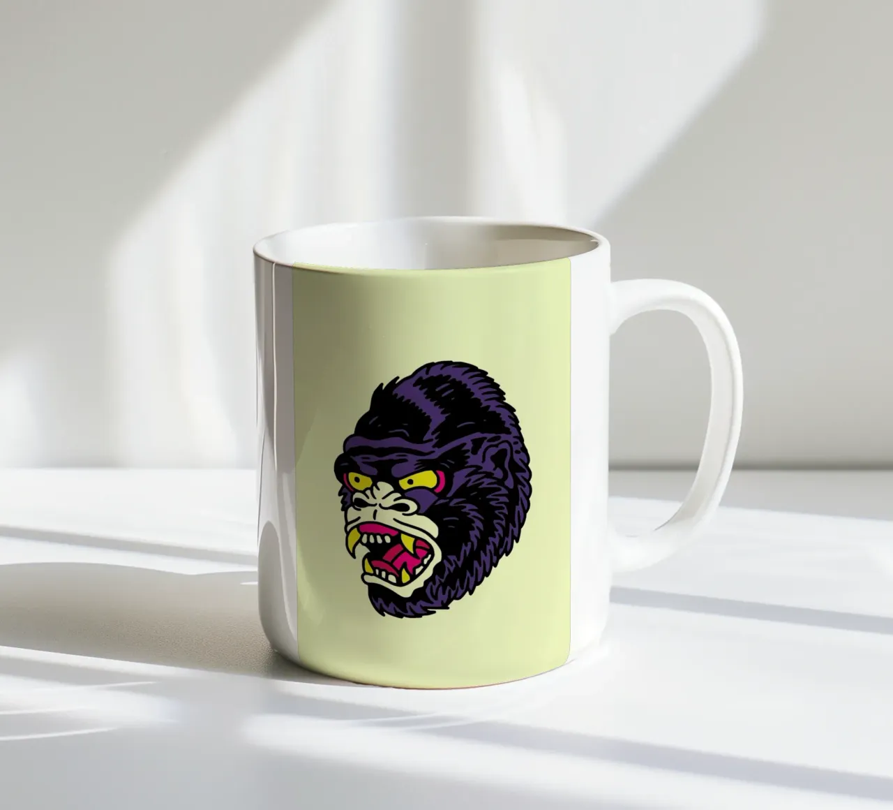 Gorilla tazza in ceramica da Nick Cocozza