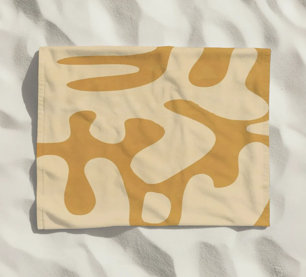 Formas modernas, abstractas y mínimas 21 toalla de playa de ThingDesign
