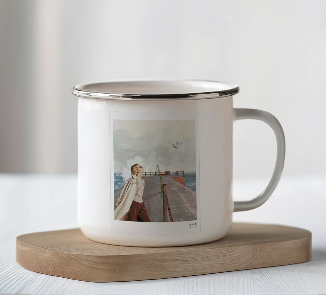 Vorupør tazza in smalto da Mathilde Olsen