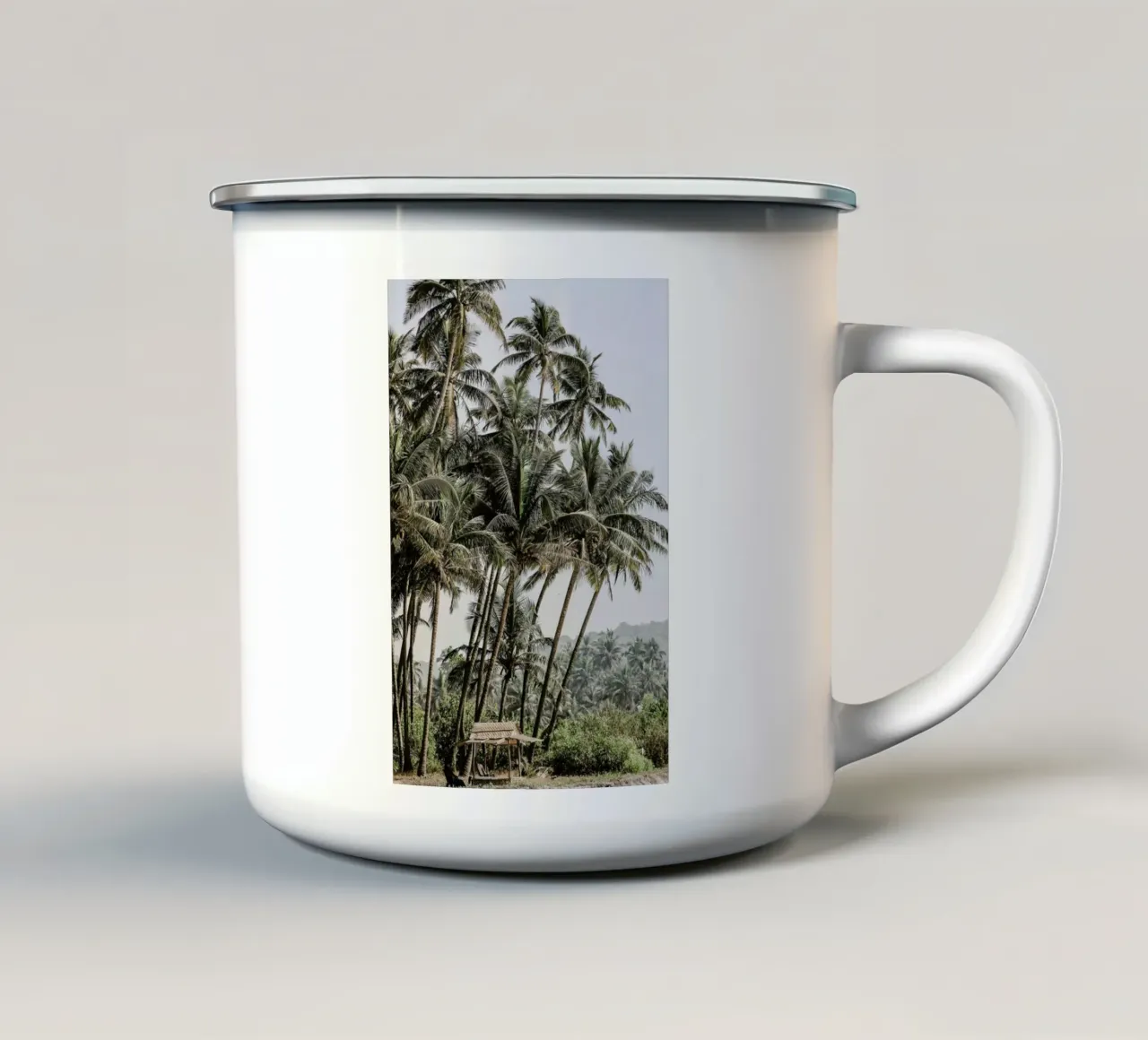 Jungle I tazza in smalto da Victoria Frost