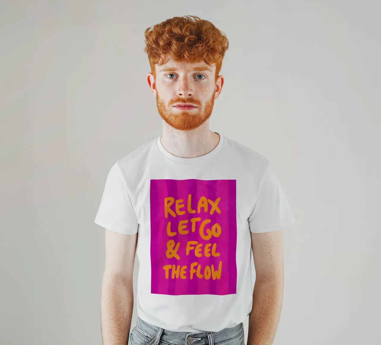 Relax, let go and feel the flow t-shirt da Illustration Raissa Oltmanns