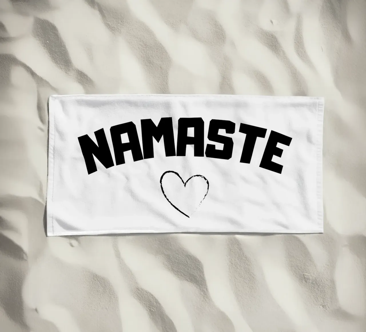 NAMASTE con cuore telo mare da ArtDesign by KBK