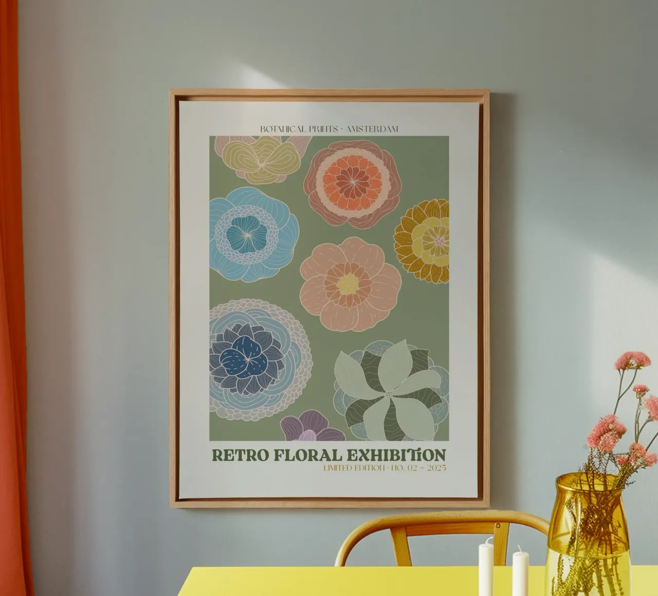 Retro Floral Exhibition No 02 Leinwand mit Schattenfugenrahmen von treechild