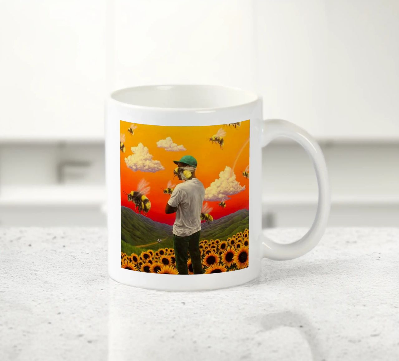 Tyler con l'ape tazza in ceramica da Witon name shop