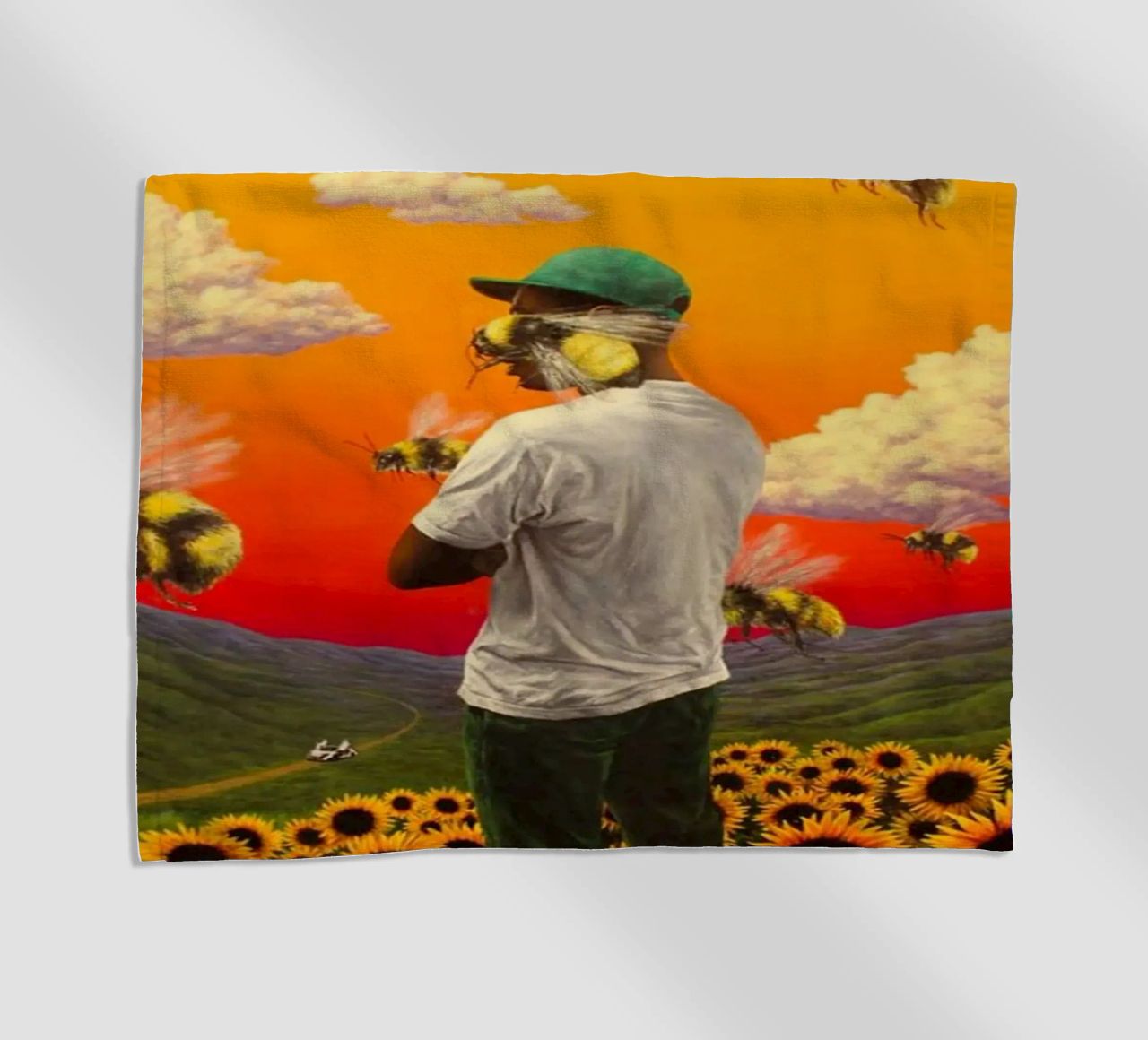 Tyler con l'ape telo mare da Witon name shop