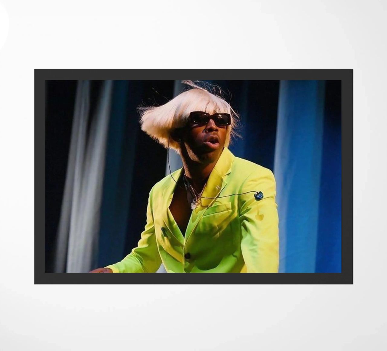 Tyler In performance zerbino da Witon name shop