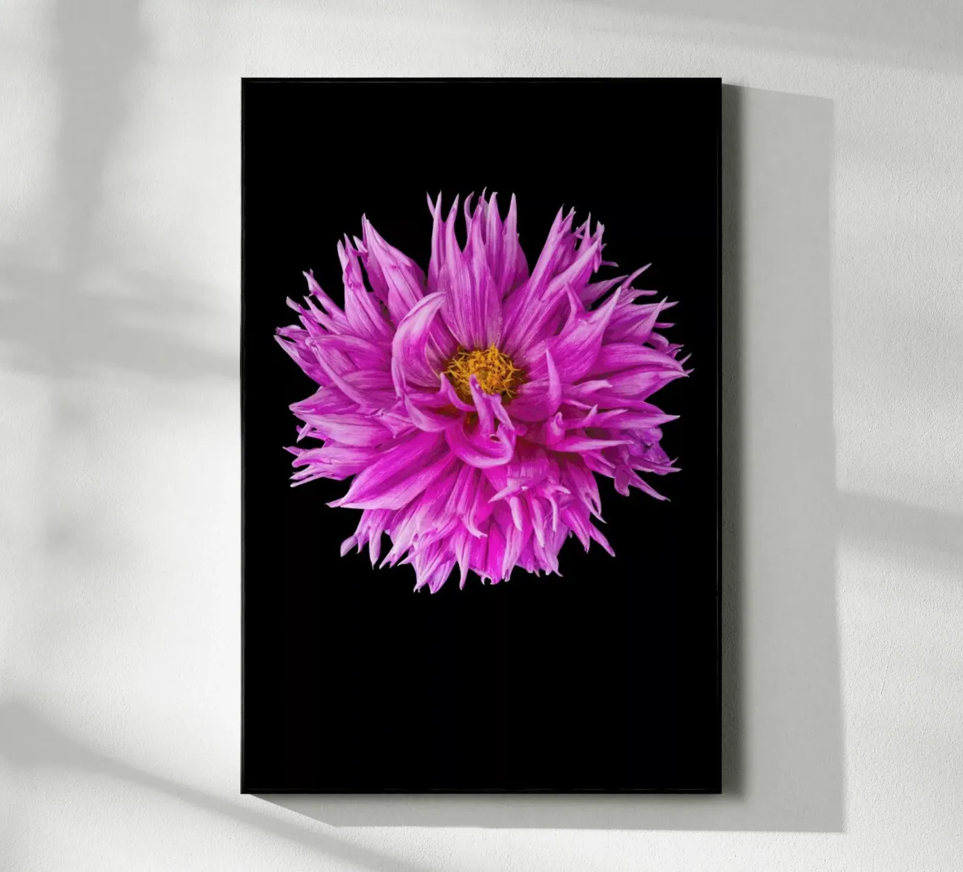 Dahlia 4 acryl van Curious Collections by Marielle Leenders