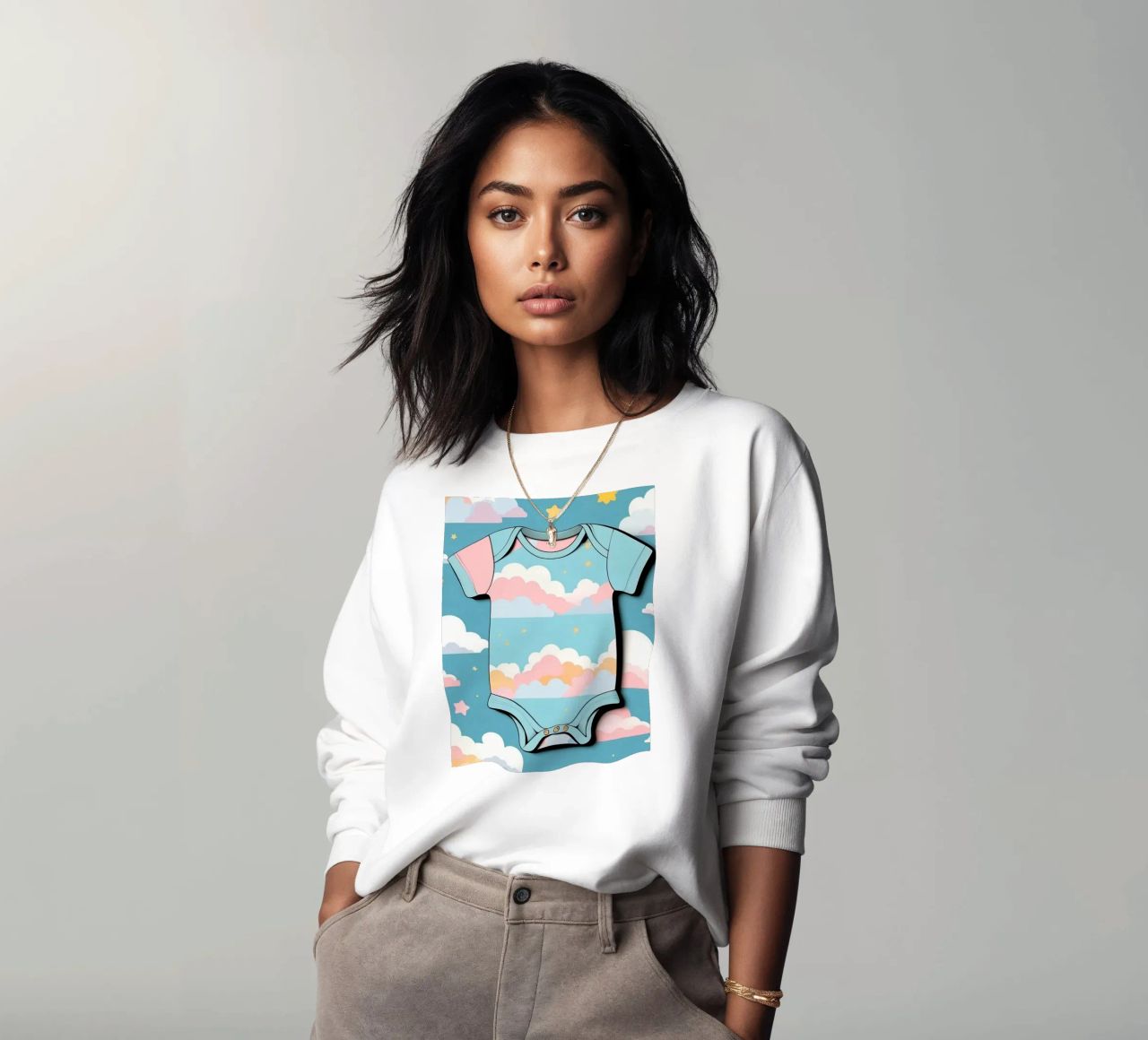 Grenouillère pour bébé avec motif de nuages en bleu, rose et jaune. sweat de DesignDoodle