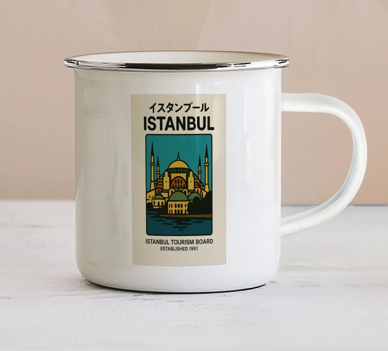 World Icons – Retro Travel Series - Istanbul View tazza in smalto da Studio Mooodz