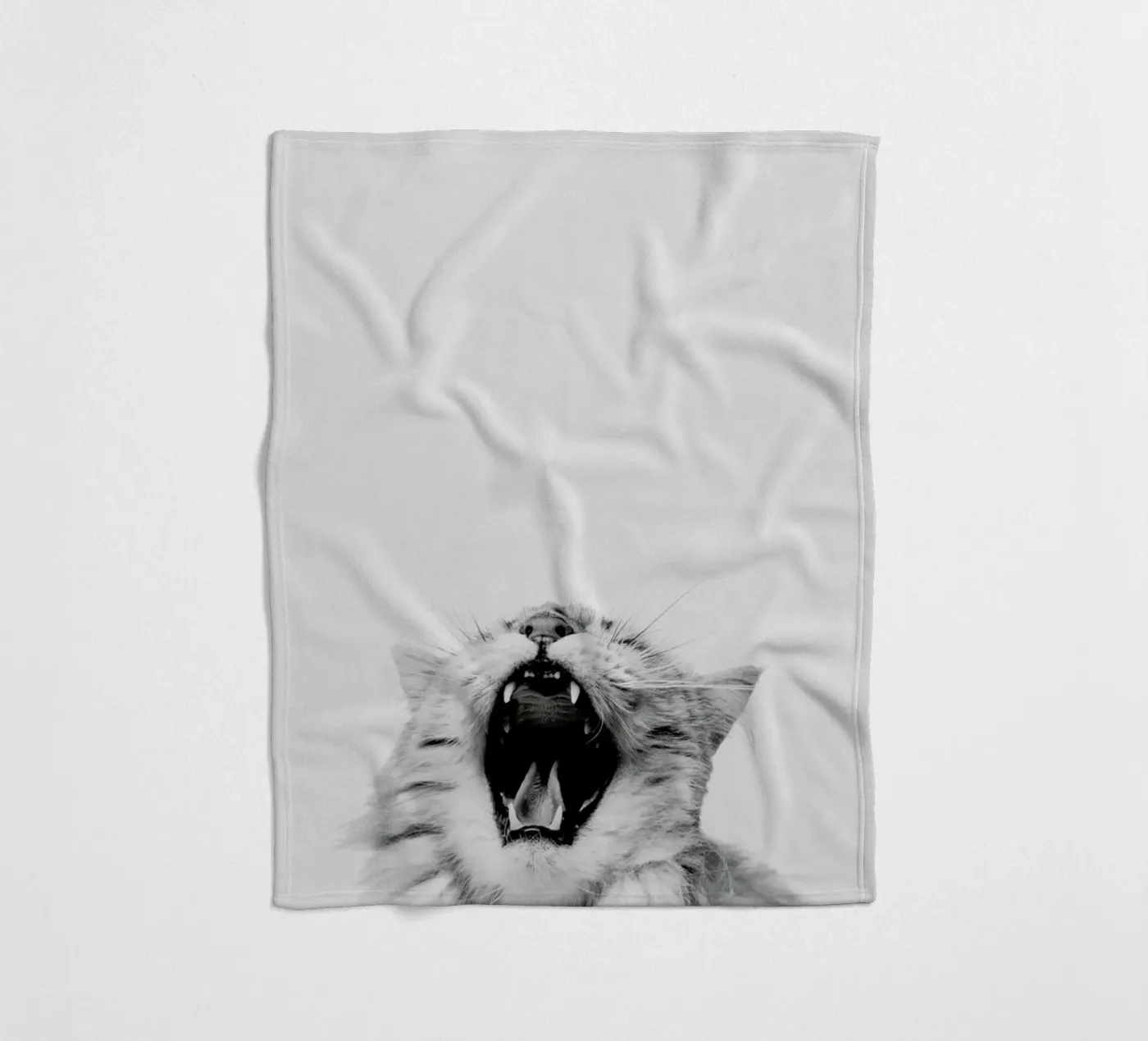 Roar fleece blanket by Paws & Claws