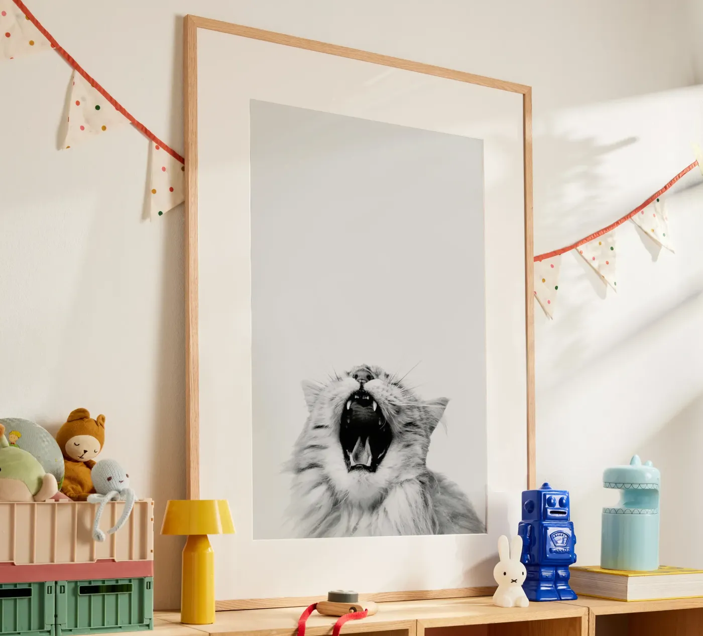 Roar Poster von Paws & Claws