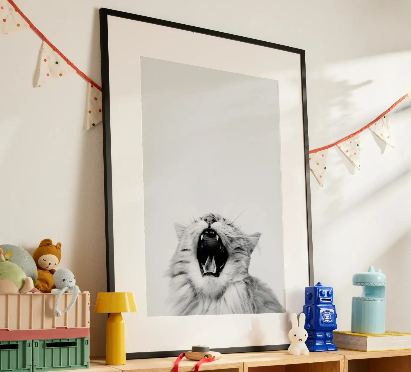 Roar Poster von Paws & Claws