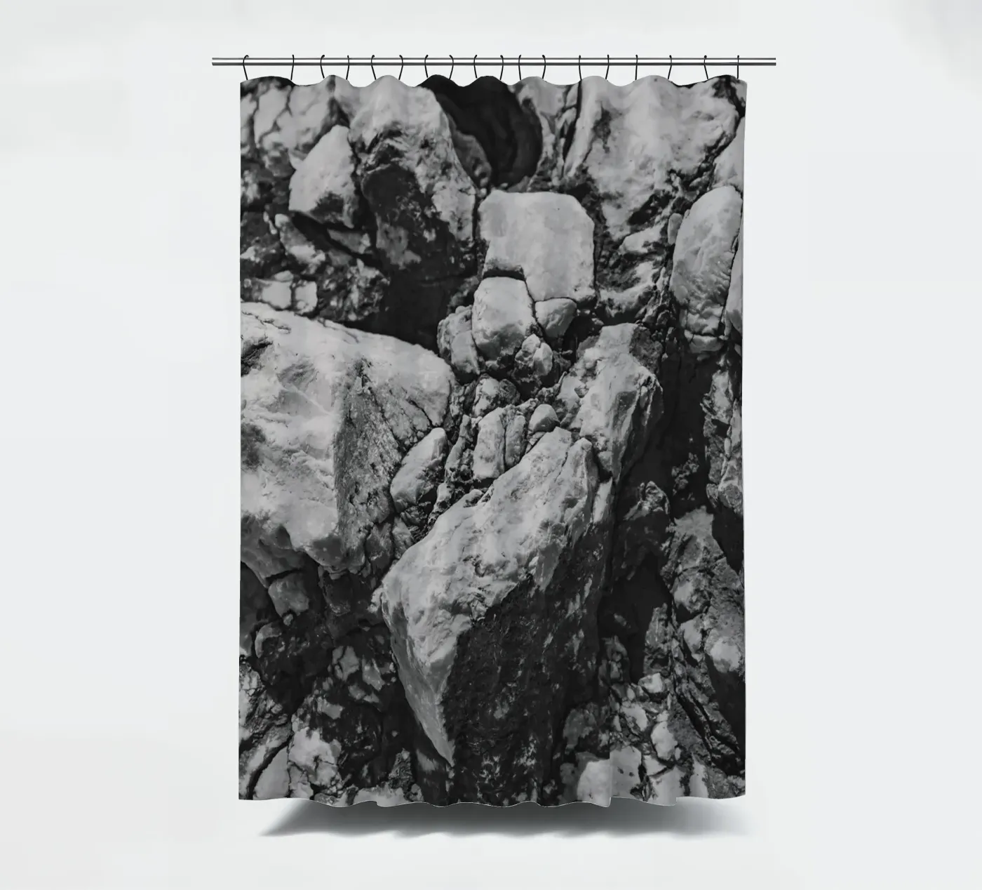 Solid stone structure Duschvorhang von Carinaprint