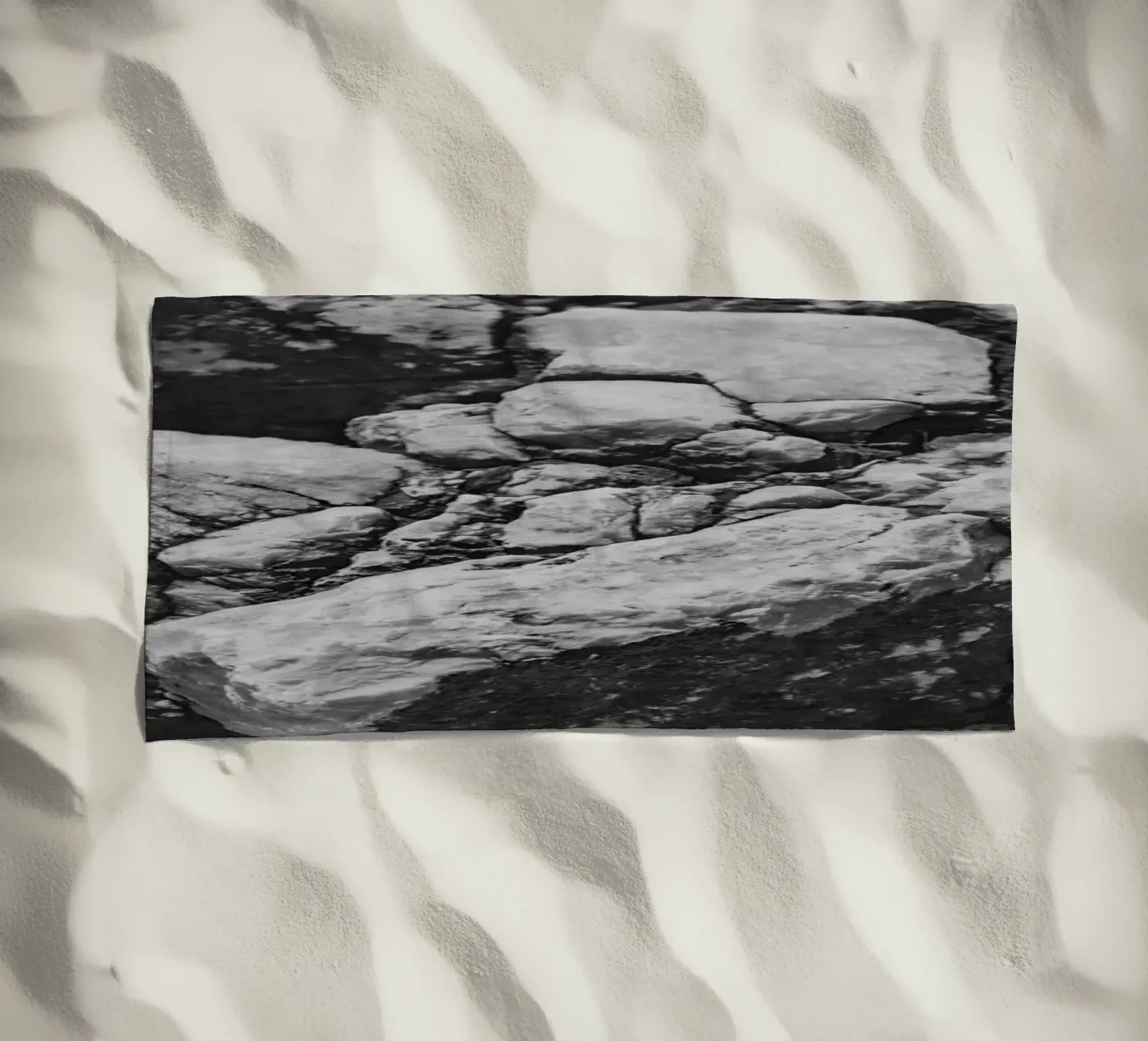 Solid stone structure Strandtuch von Carinaprint