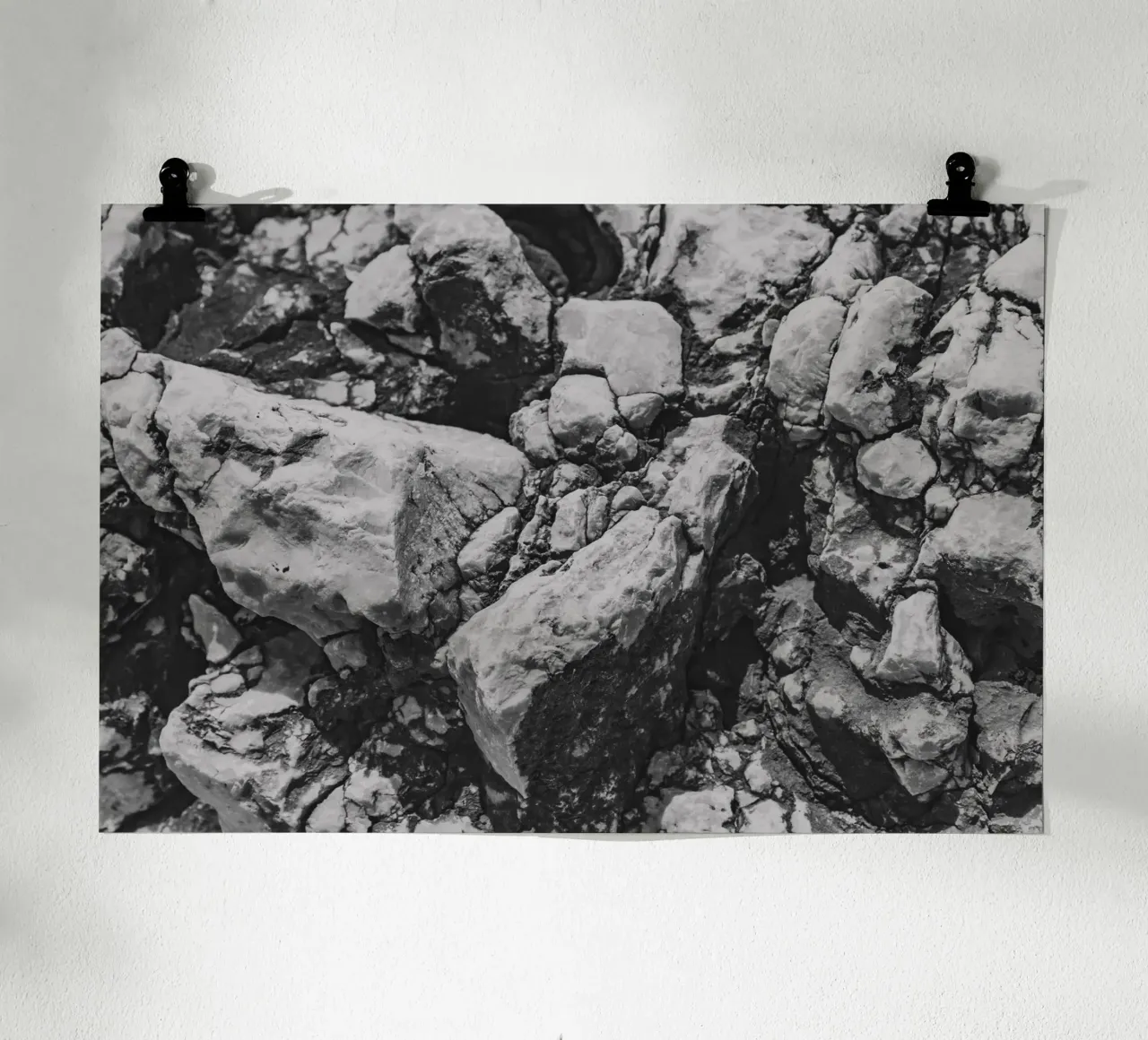 Solida struttura in pietra poster da Carinaprint