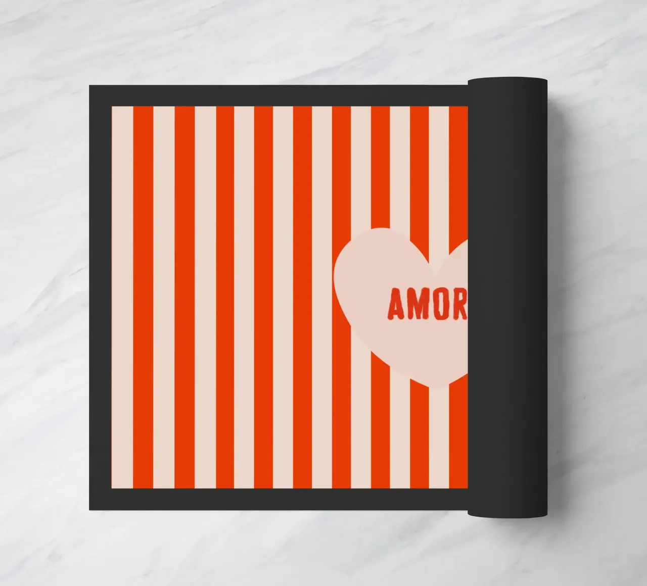 Amore Lettering In Heart On Stripes Red Beige zerbino da Alisa Knöß