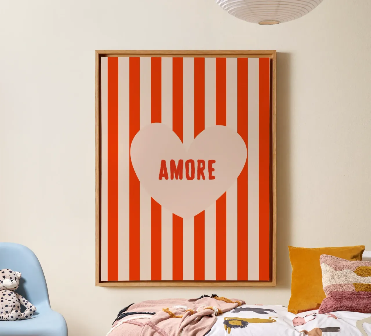 Amore Lettering In Heart On Stripes Red Beige tela con Cornice a cassetta da Alisa Knöß