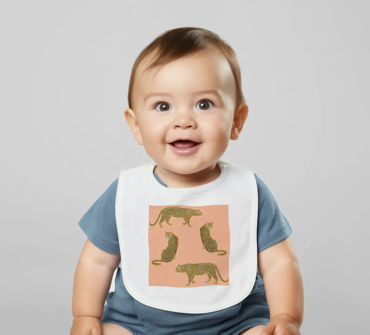 Sunset Leopards Babylätzchen von Laura Graves