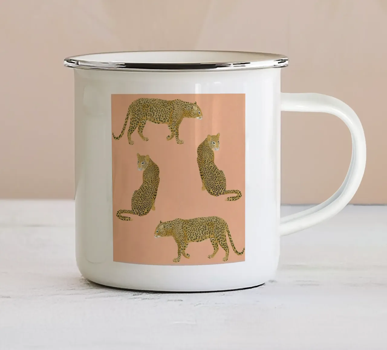 Sunset Leopards tazza in smalto da Laura Graves
