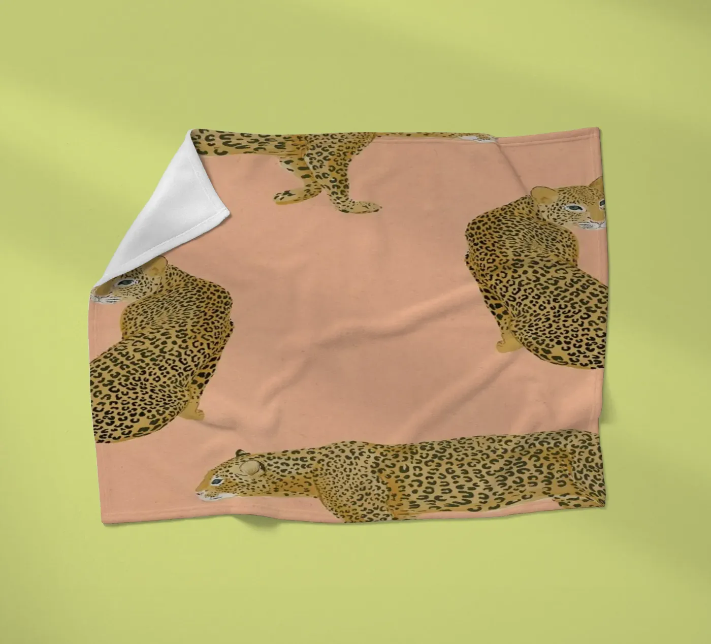 Sunset Leopards Fleecedecke von Laura Graves
