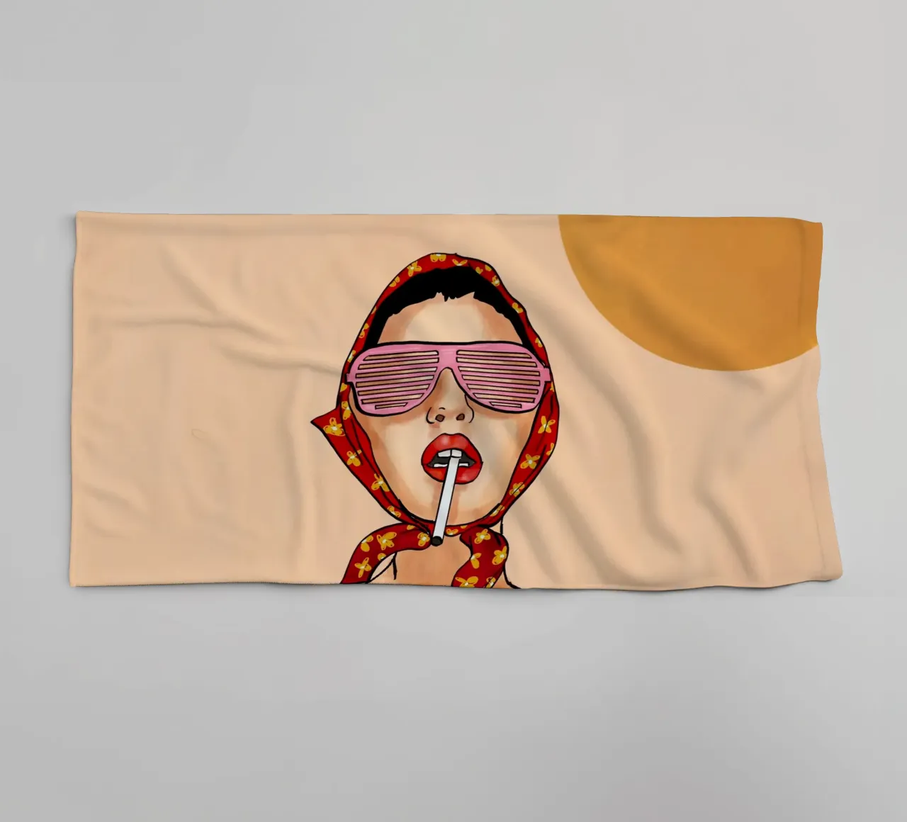 Ragazza estiva retrò in rosso asciugamano da bagno da EDMPROJECT