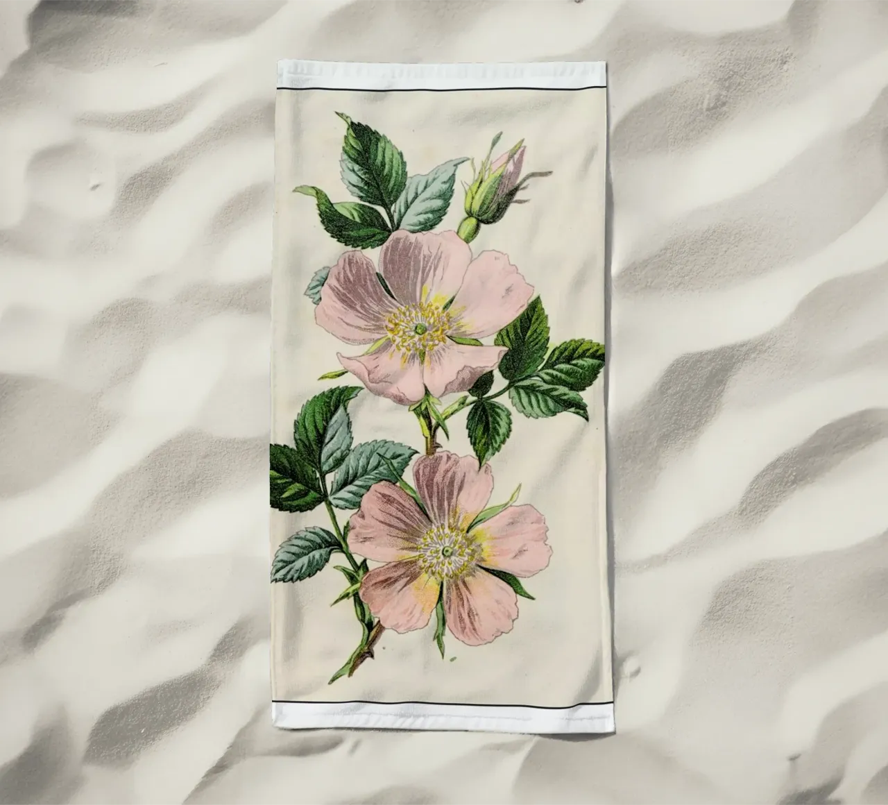 Pastel Roses Strandtuch von Flora & Fauna