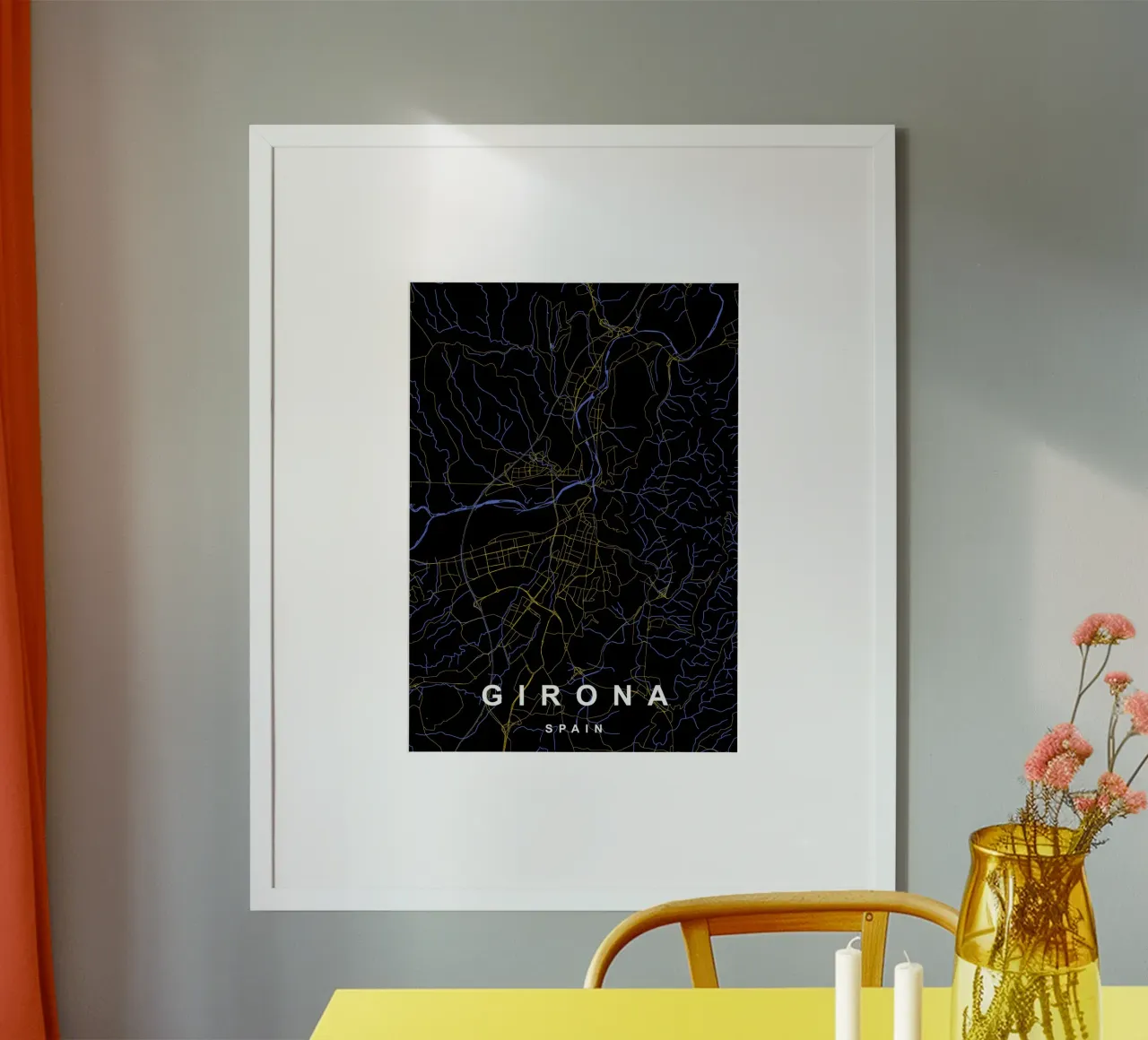Girona Spagna - Mappa della città in nero e oro poster con telaio in legno da Cartographers Library
