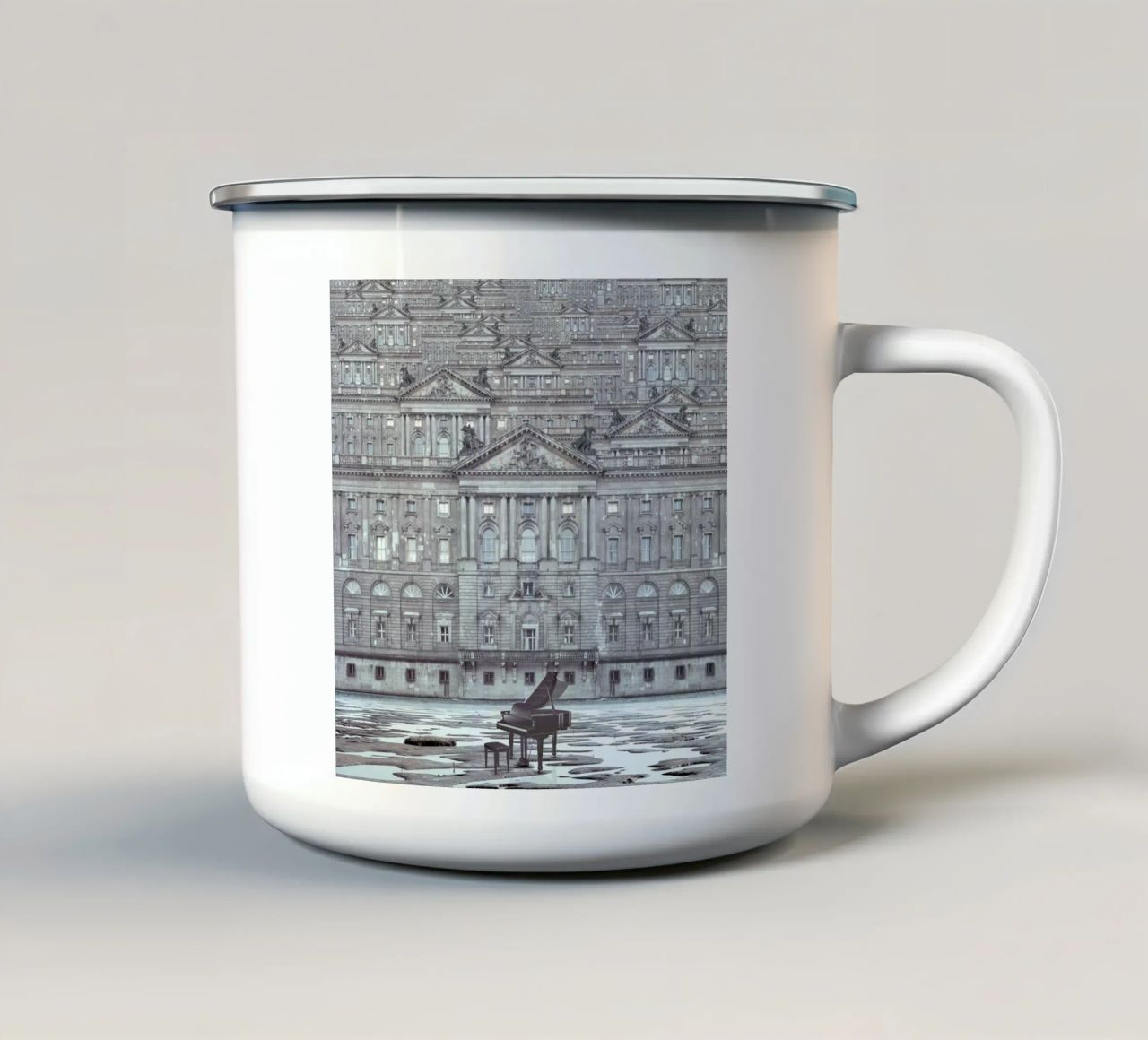 Symphony Gates tazza in smalto da Eugene Soloviev