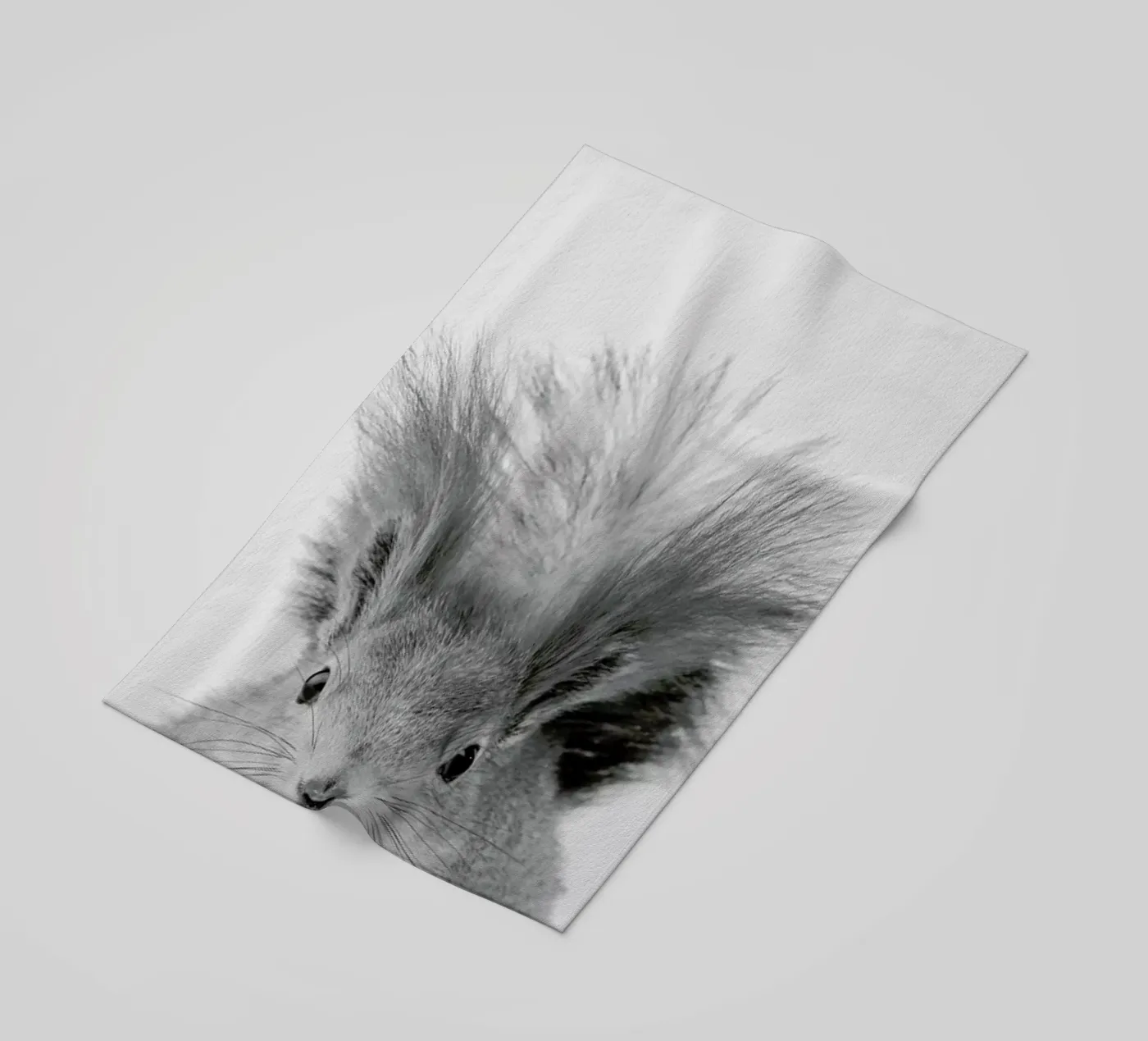 Squirrel strandhanddoek van Paws & Claws