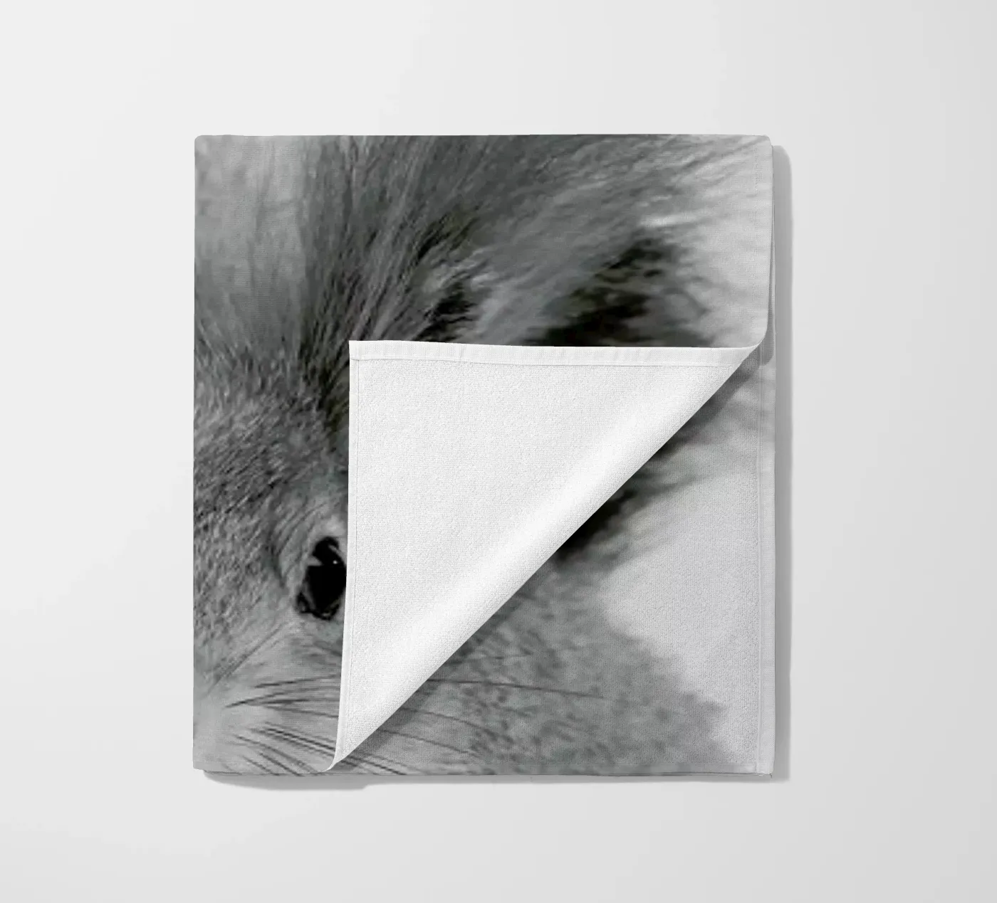 Squirrel strandhanddoek van Paws & Claws