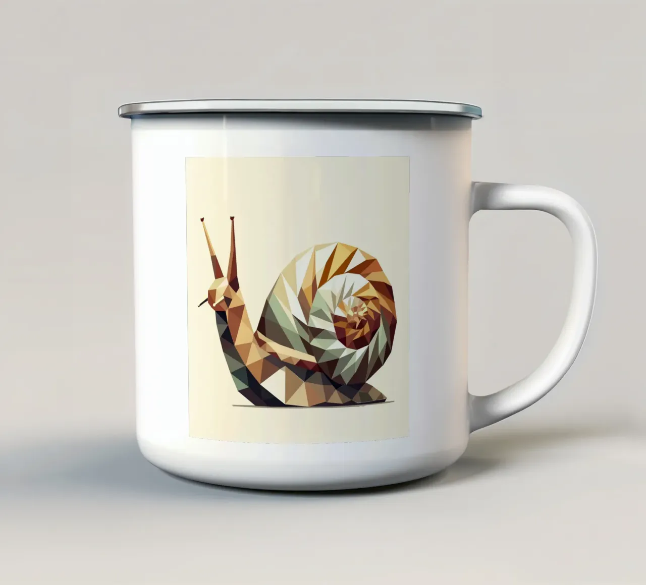 Lumaca geometrica - Opera d'arte stilizzata low-poly tazza in smalto da namosh