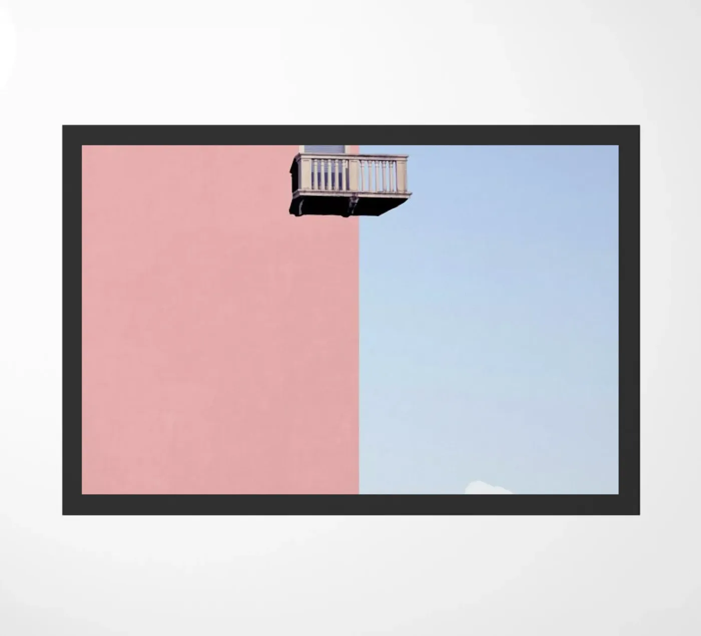 Above deurmat van Rupert Höller