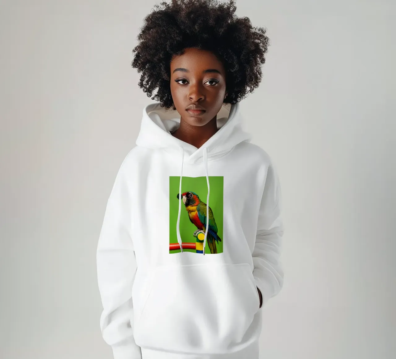Pappagallo colorato felpa con cappuccio da Pawtrait Studio