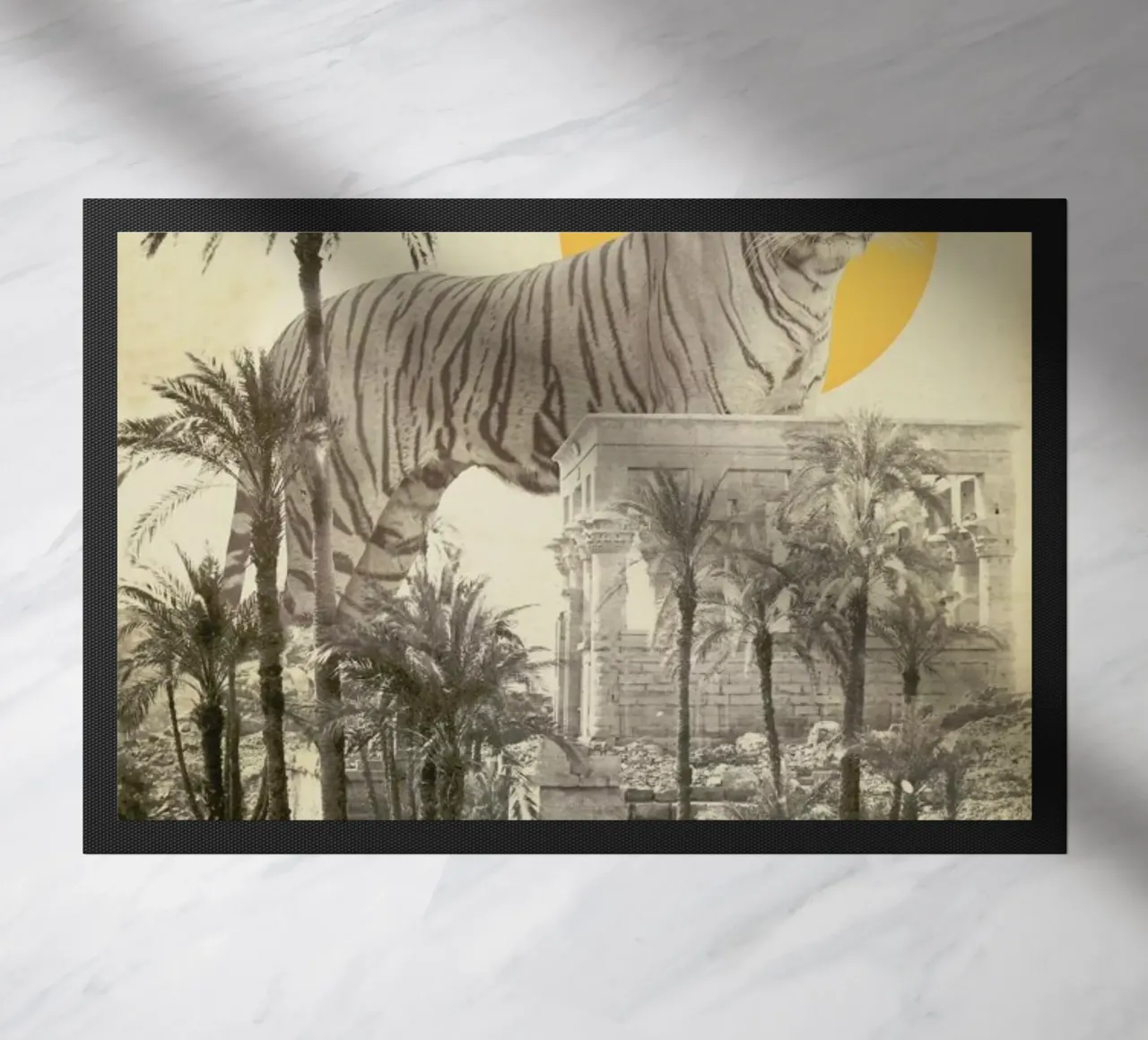 Giant Tiger In Ruins Print Big zerbino da Florent Bodart