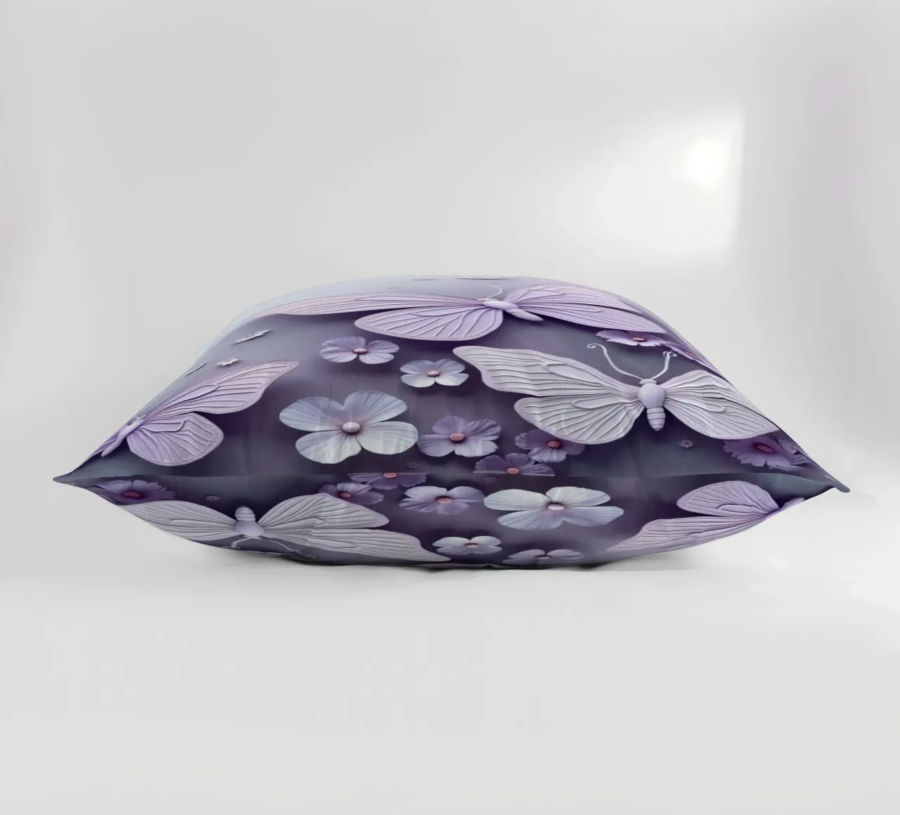 Farfalle colorate e fiori delicati cuscino da DesignDoodle