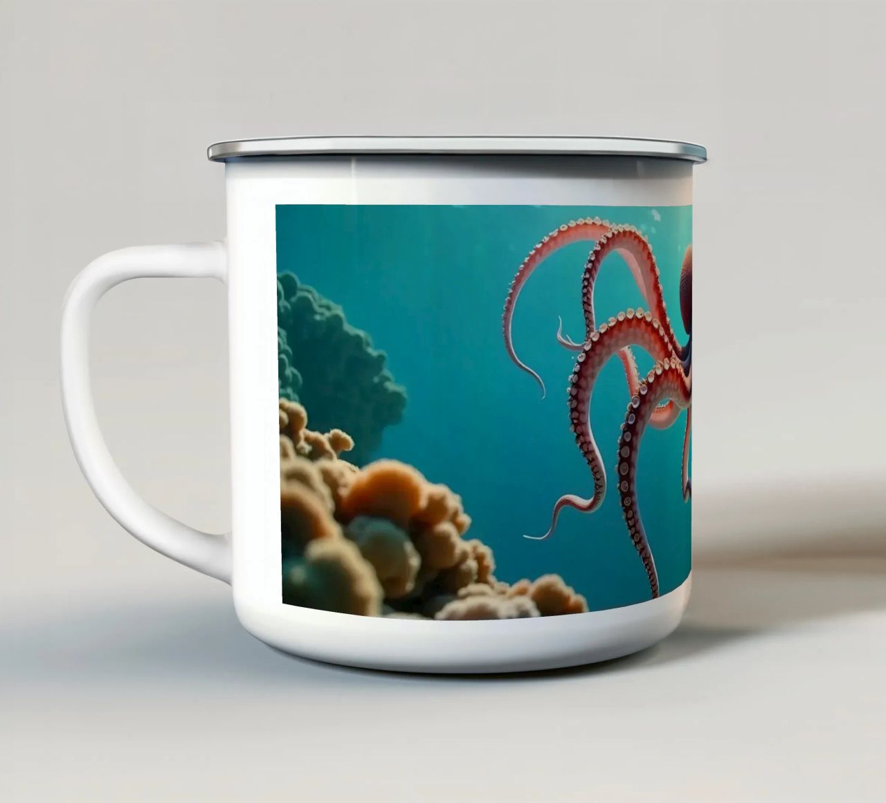 pieuvre nageant gracieusement dans un récif corallien mug en émail de DesignDoodle